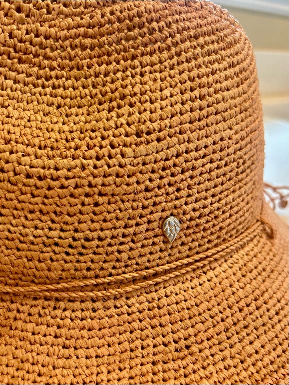 Helen Kaminski 100% Raffia Sun Hat Adjustable Rollable One-Size Luxury - Picture 7 of 9